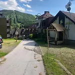 Vendégház Mona 3*