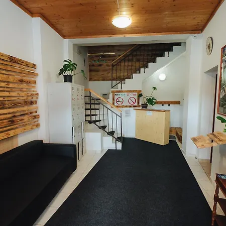 Mona Guest house *