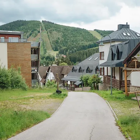 Mona * Harrachov