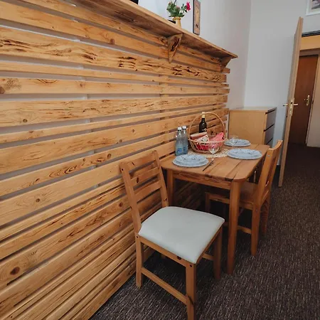 Mona Guest house *